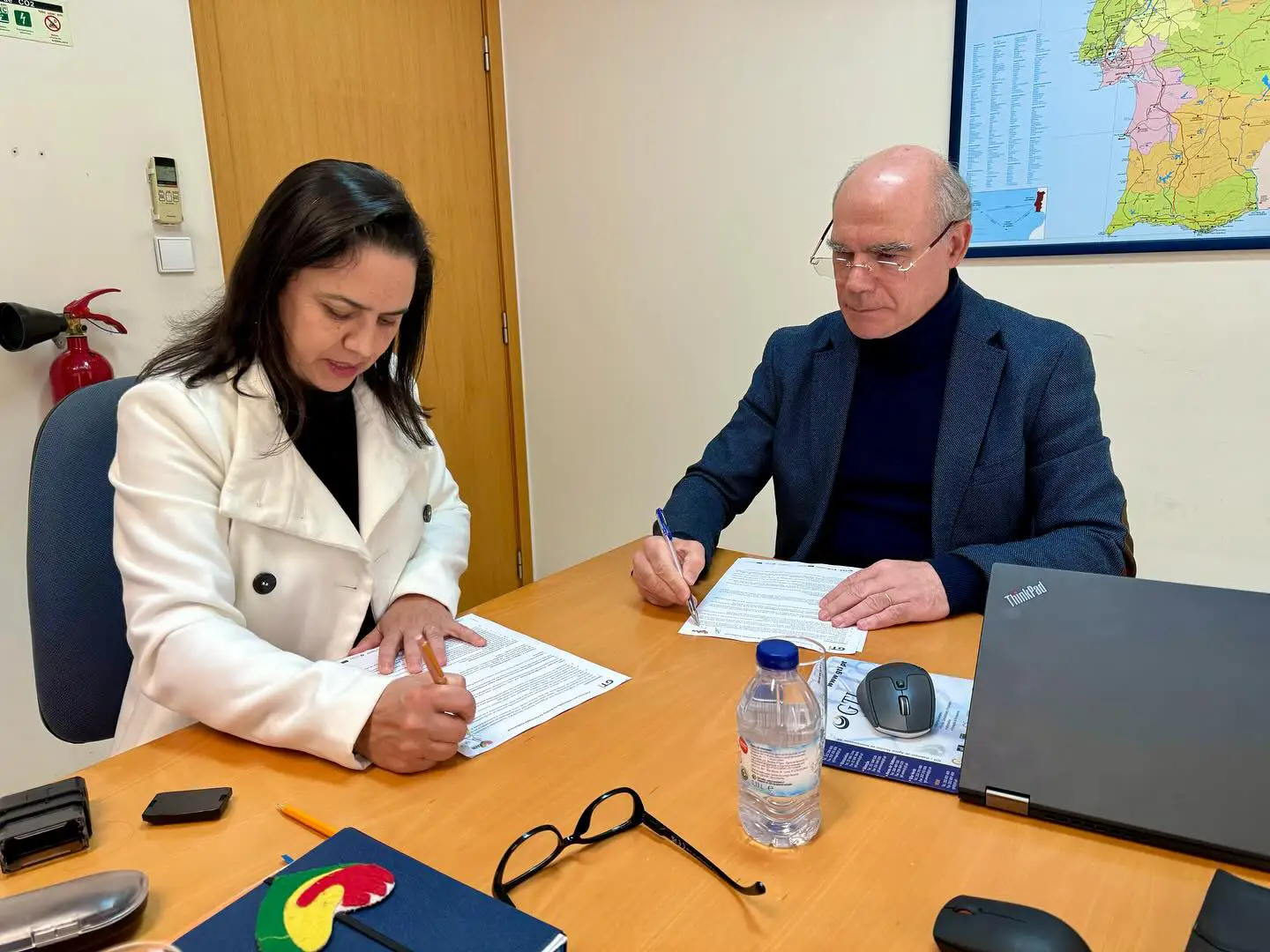Parceria entre UAI e GTI visa capacitar imigrantes para o mercado de trabalho em Portugal